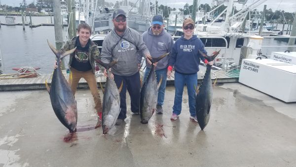 Phideaux Fishing, 69 pound average!!