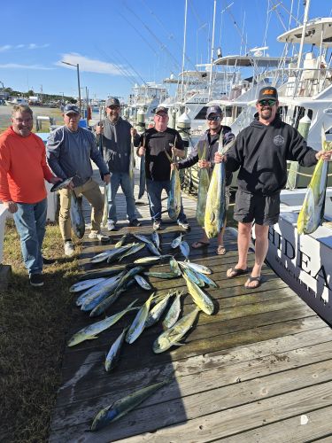 Phideaux Fishing Charters Outer Banks, Still great mahi fishing!! Thanks John, long drive!