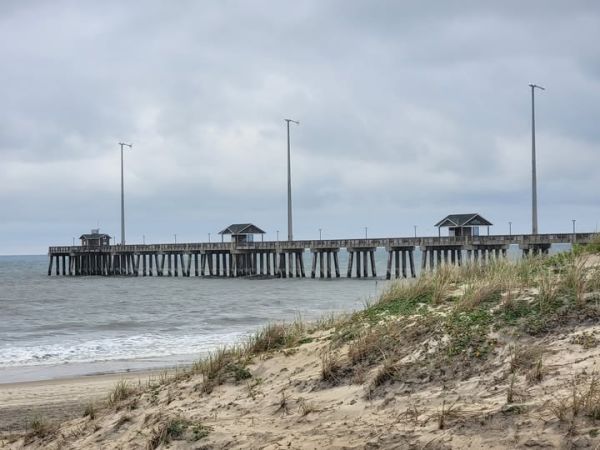 Jennette's Pier, Waitin' for a Bite
