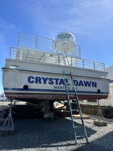 Crystal Dawn Head Boat Fishing and Evening Cruise, Getting Close