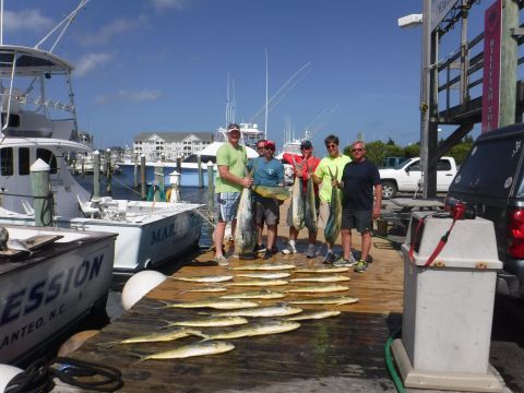 Pirate's Cove Marina, Not too Windy for Mahi