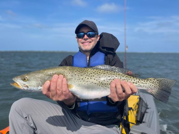 speckled trout kayak fishing