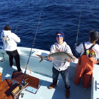 Tuna Duck Sportfishing, Jigging For Blackfin Tuna