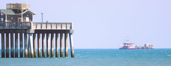 Jennette's Pier, SW Winds