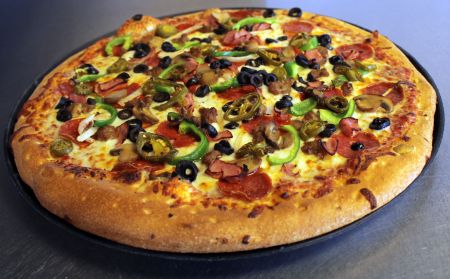 deluxe pizza pizzazz