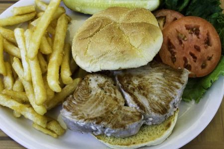 Atlantic Coast Café Hatteras Island, Tuna Steak Sandwich