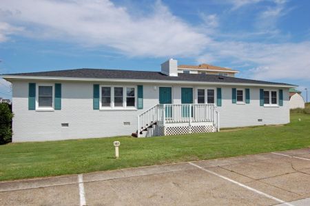 Outer Banks Hotels & Vacation Rentals, Cottage 161