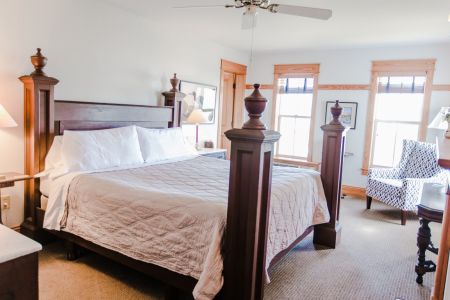 The Roanoke Island Inn, Room 5 - King Suite