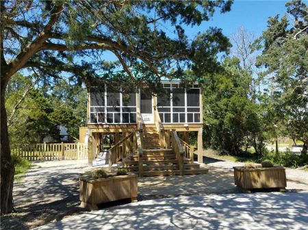 Ocracoke Island Realty, Cedar Grove Cottage