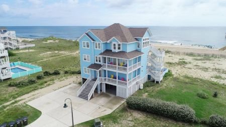 Brindley Beach Vacations, Blue Ocean Views