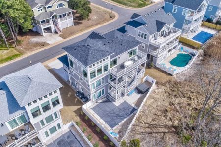 Corolla Classic Vacations, Carolina Breeze