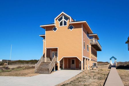 Brindley Beach Vacations, Bernice's Dream