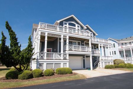 Brindley Beach Vacations, Tropical Dreams A