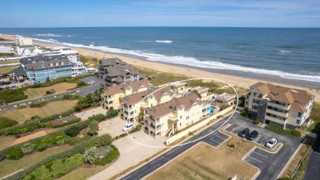 Brindley Beach Vacations, Paradise VI