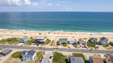 Brindley Beach Vacations, Beach House