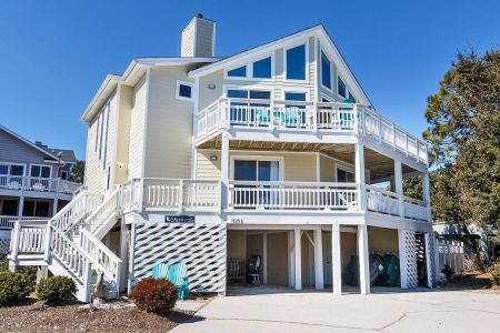Brindley Beach Vacations, The Salty Pug