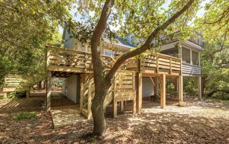 Beach Realty, Casa La Playa