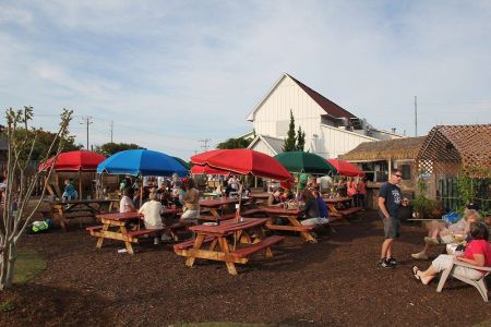 Outer Banks Brewing Station, Outer Banks Marathon Backyard Party
