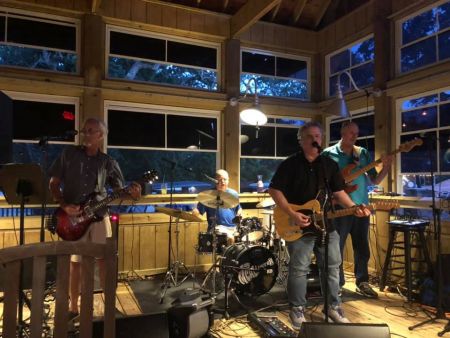 Dajio Restaurant, The Ray McAllister Band