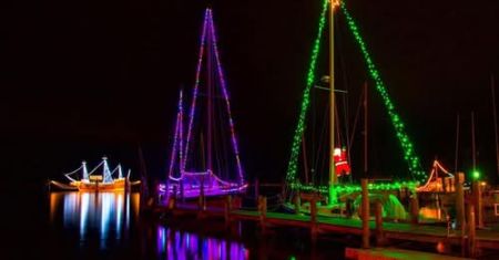Roanoke Island Yacht Club, Holiday Flotilla