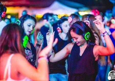 Mama Kwans Tiki Bar & Grill, OBX Silent Disco Night at Mama Kwan’s