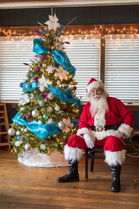 OBX Events, Visit Santa and Kids Eat Free