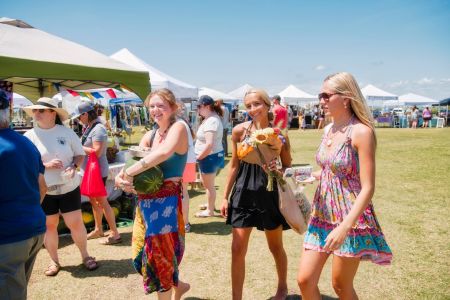 Soundside Market, Soundside Summer Markets