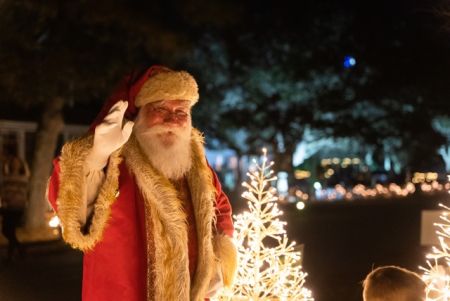 The Northern Outer Banks, Corolla Village Holiday Market
