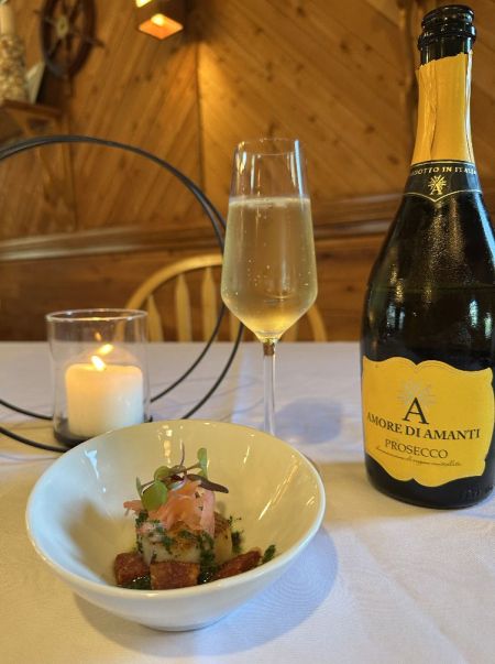 The Froggy Dog Restaurant & Pub, Chef Pairing Wine Dinner - Old World vs. New World