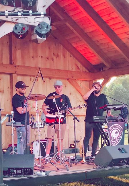 Village Beach Club, Live Music with Cultivated Mind