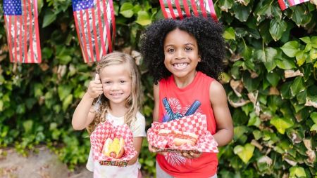 Camp Hatteras Resort, Tri Villages Patriotic Market