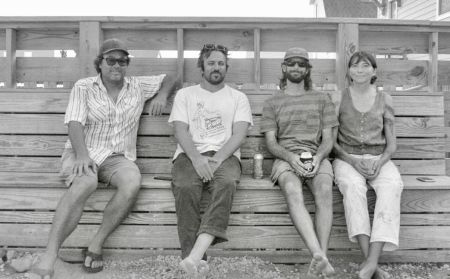 Fish Heads Bar & Grill, Suzie Jacuzzi