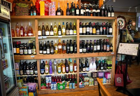 Old Tom's Beer, Wine & Provisions, Weekly Summer Wine Tastings