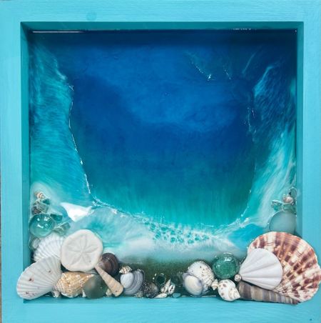 Mulligan's Grille, Ocean Wave Resin Class