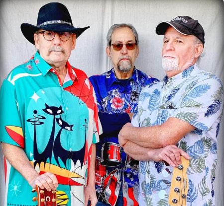 Shaka's Beach Bar & Grill, Kill Devil Kats