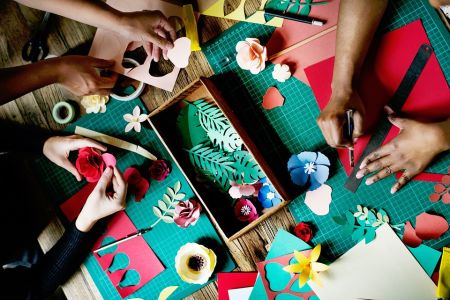 Front Porch Café, Arts and Crafts