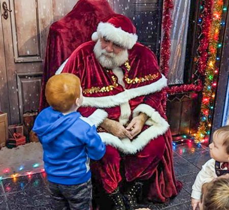 Jolly Roger Restaurant, Dinner with Santa