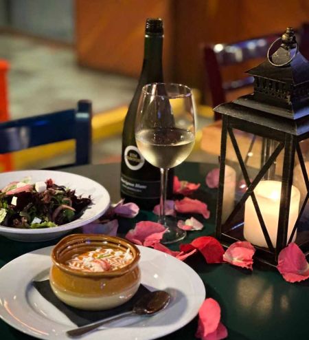 The Froggy Dog Restaurant & Pub, Valentine's Day Dinner