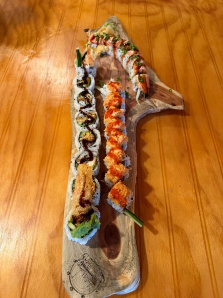 Diamond Shoals Restaurant & Sushi Bar, 1) Sushi Special