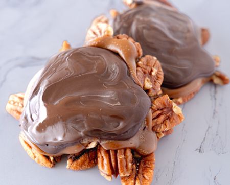 The Fudgery, Caramel Nut Clusters