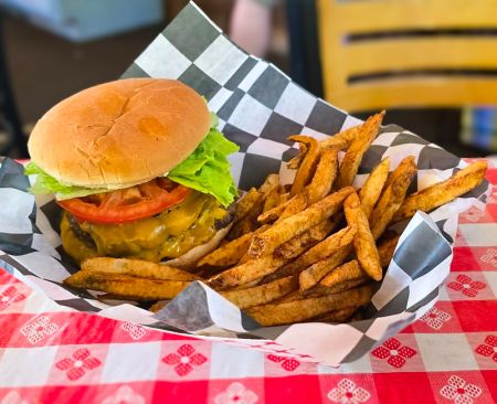 Carolina Bar-B-Que Company, Double Cheddar Cheese Burger