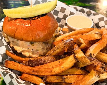 McGrath's Burger Shack, Mack Burger