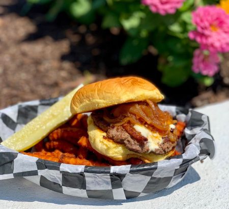 Jack Brown's Beer & Burger Joint, Mollydooker