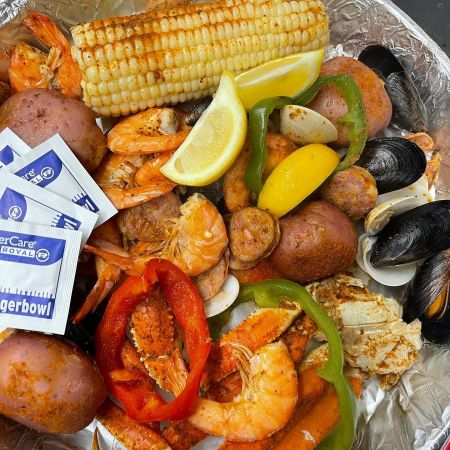 Sugar Creek Soundfront Seafood Restaurant, Seafood Steamers for 2