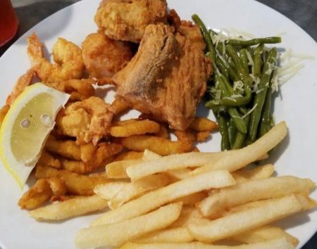 Sonny's Restaurant on the Hatteras Waterfront Outer Banks, Fried Platter - Create A Combo