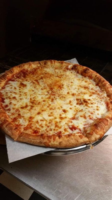 Cosmo's Pizzeria Outer Banks, Wednesday Pizza Special