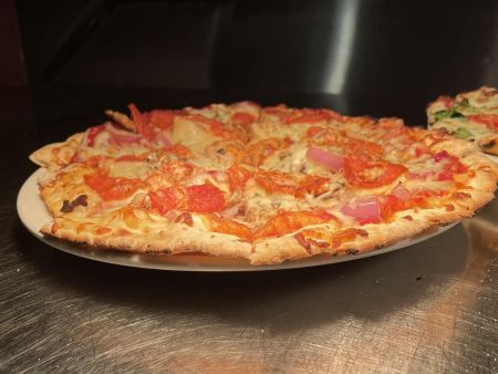 Black Pelican Oceanfront Restaurant, Tuesday: Wood-Fired Pizza Night