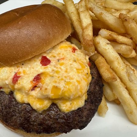 Basnight’s Lone Cedar Cafe, Burgers 4 Ways