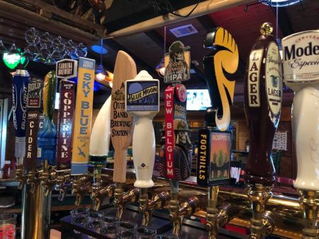 The Froggy Dog Restaurant & Pub, Micro Monday $3 Drafts