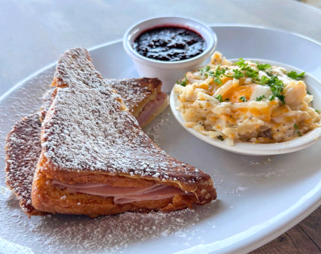 The Froggy Dog Restaurant & Pub, Brunch Specials